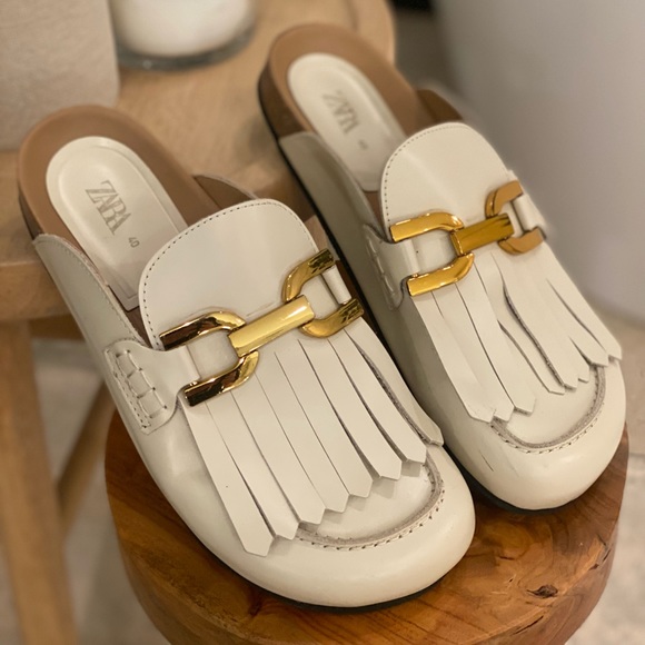 Zara Shoes Zara Buckled Fringe Leather Clogs Off White Poshmark